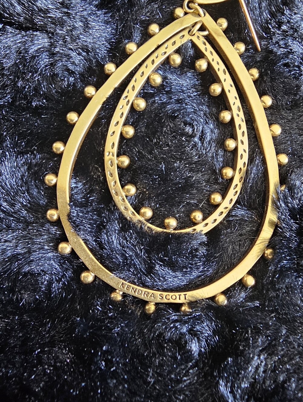 Kendra Scott Rumer Open Frame Earrings - Picture 8 of 9